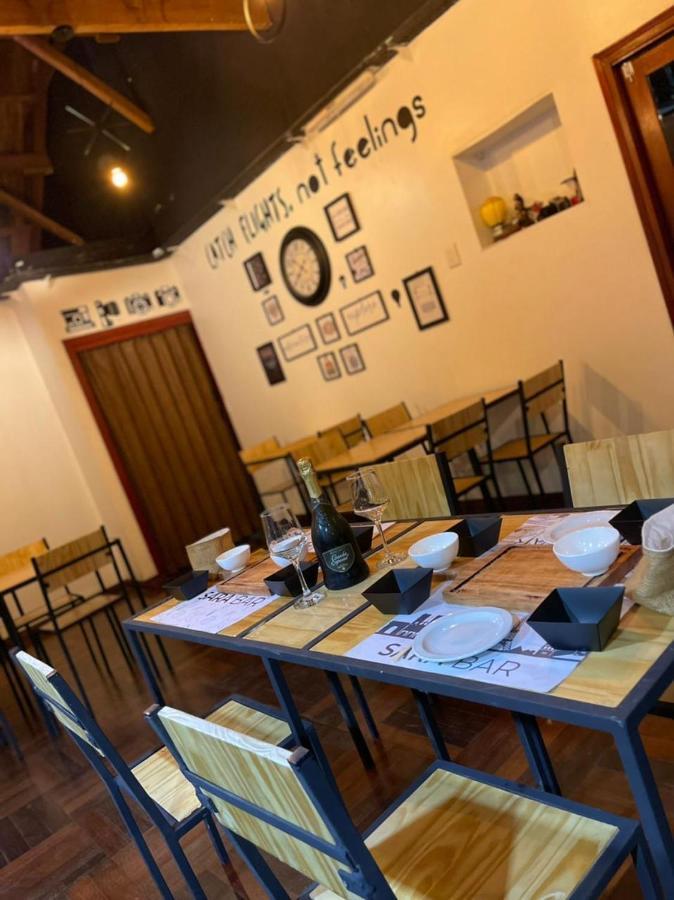 Steve'S House Bed & Breakfast Puerto Iguazu Exterior photo