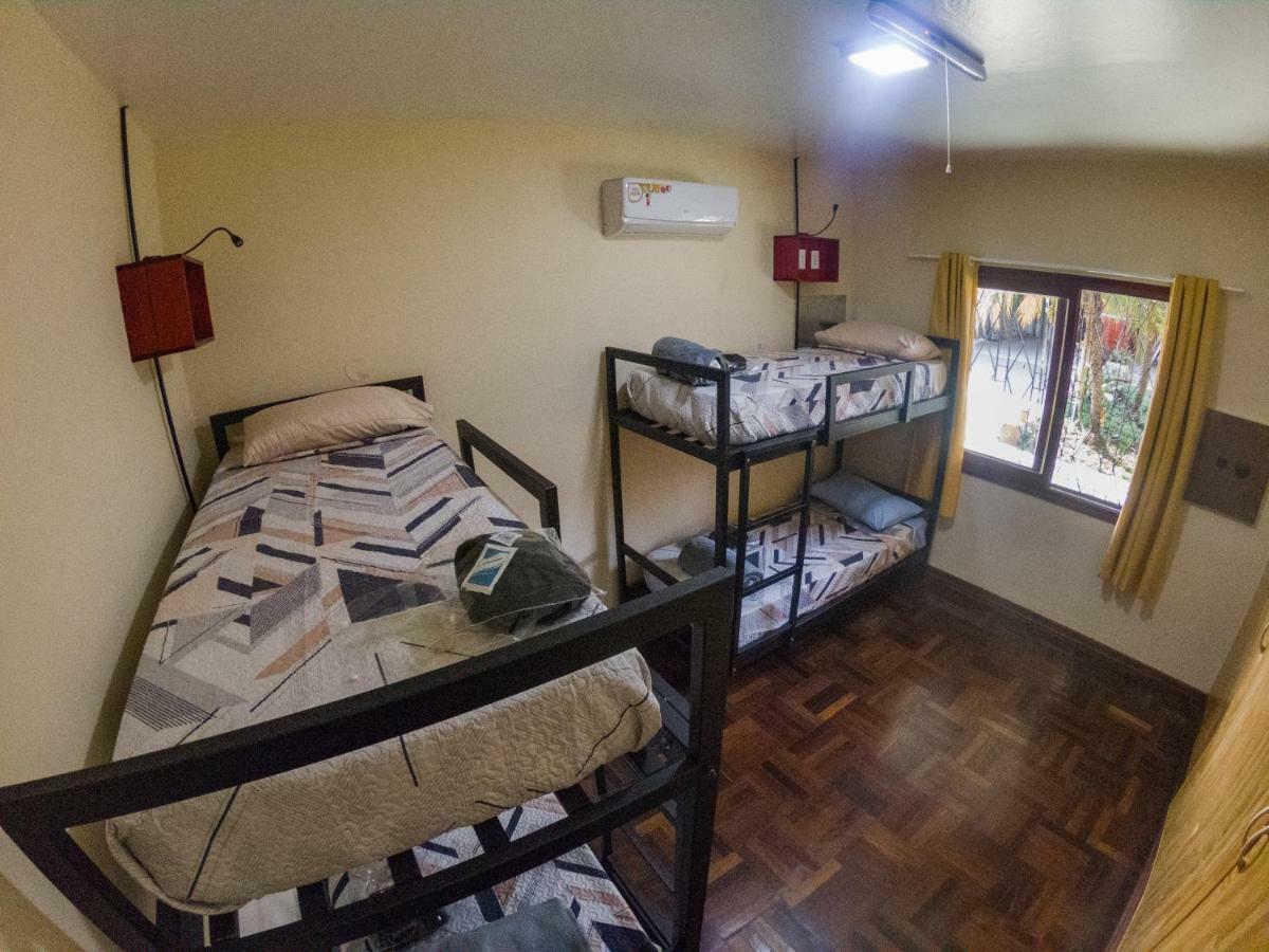 Steve'S House Bed & Breakfast Puerto Iguazu Exterior photo