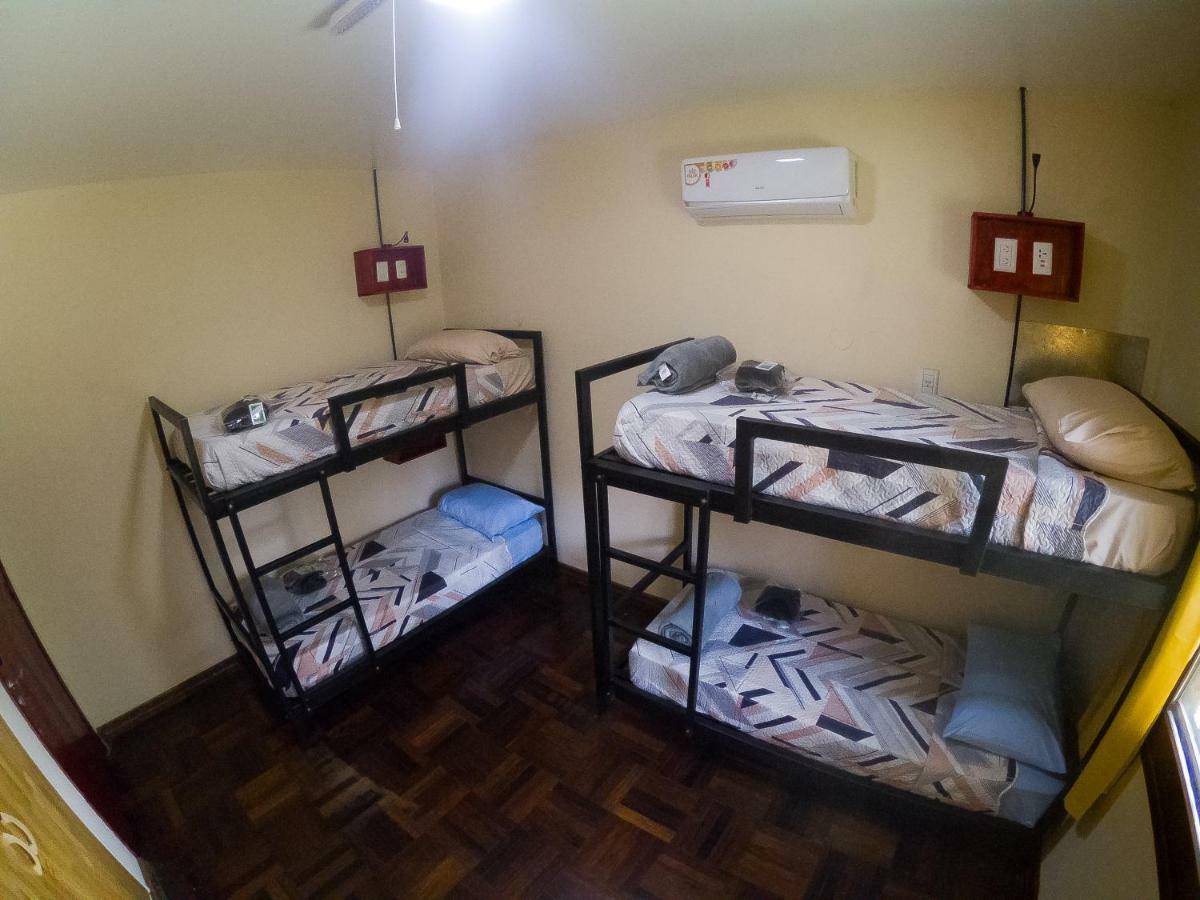 Steve'S House Bed & Breakfast Puerto Iguazu Exterior photo